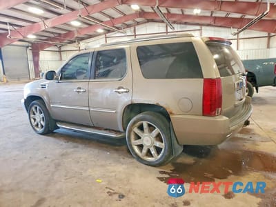 Drugie zdjęcie samochodu z przodu: 2007 CADILLAC ESCALADE LUXURY VIN:1GYFK63807R315986 - miniatura