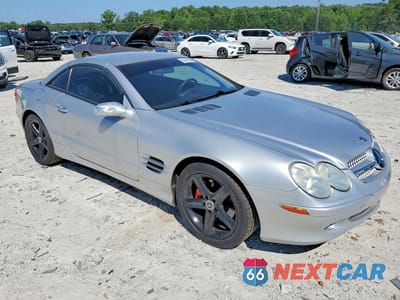 Czwarte zdjęcie samochodu z boku: 2004 MERCEDES-BENZ SL 500 VIN:WDBSK75F14F063568 - miniatura