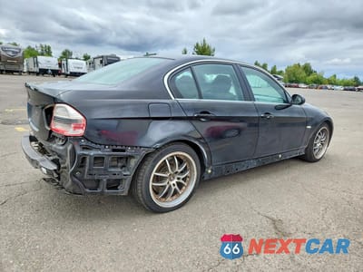 Trzecie zdjęcie samochodu z tyłu: 2006 BMW 330XI VIN:WBAVD33546KV65252 - miniatura