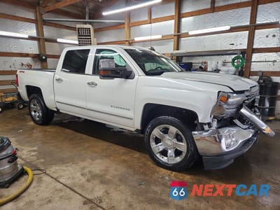 Czwarte zdjęcie samochodu z boku: 2018 CHEVROLET SILVERADO K1500 LTZ VIN:3GCUKSEJXJG169075 - miniatura