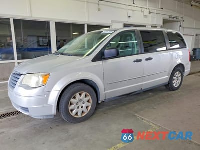 2008 CHRYSLER TOWN & COUNTRY LX 2A8HR44H28R664102 - główne zdjęcie licytacji z USA - miniatura