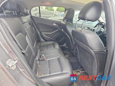 Zdjęcie 10 z 12 samochodu: 2015 MERCEDES-BENZ GLA 250 4MATIC VIN:WDCTG4GB3FJ063520 - miniatura