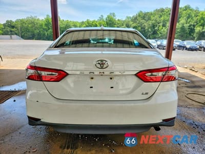 Zdjęcie 6 z 12 samochodu: 2019 TOYOTA CAMRY LE VIN:4T1B11HKXKU769176 - miniatura