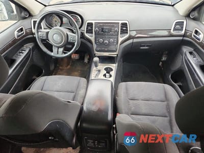 Zdjęcie 8 z 12 samochodu: 2012 JEEP GRAND CHEROKEE VIN:1C4RJFAG4CC331962 - miniatura