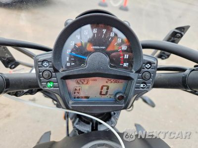 Zdjęcie 7 z 9 samochodu: 2023 KAWASAKI EN650 C VIN:JKAENEC15PDA08278 - miniatura
