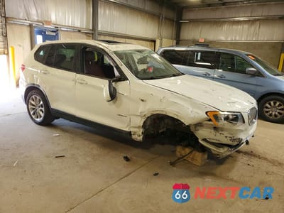 Czwarte zdjęcie samochodu z boku: 2013 BMW X3 XDRIVE28I VIN:5UXWX9C58D0A25558 - miniatura