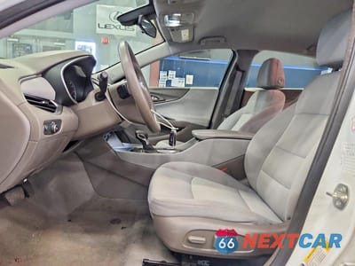 Zdjęcie 7 z 12 samochodu: 2022 CHEVROLET MALIBU LT VIN:1G1ZD5ST1NF112559 - miniatura
