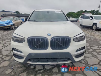 Piąte zdjęcie samochodu w środku: 2018 BMW X3 XDRIVE30I VIN:5UXTR9C50JLD62250 - miniatura