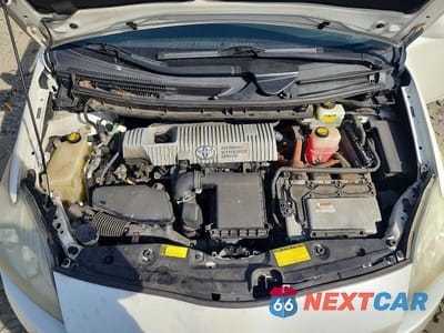 Zdjęcie 11 z 12 samochodu: 2010 TOYOTA PRIUS III VIN:JTDKN3DU4A0084513 - miniatura