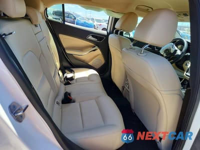 Zdjęcie 10 z 12 samochodu: 2020 MERCEDES-BENZ GLA 250 4MATIC VIN:W1NTG4GB8LU031090 - miniatura