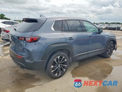 Trzecie zdjęcie samochodu z tyłu: 2025 MAZDA CX-50 PREMIUM PLUS VIN:7MMVAAEW4SN134540 - miniatura