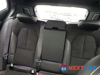 Zdjęcie 10 z 13 samochodu: 2020 VOLVO XC40 T5 R-DESIGN VIN:YV4162UMXL2237290 - miniatura