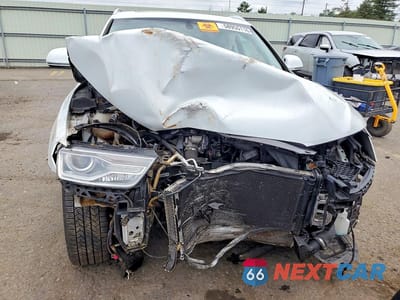 Piąte zdjęcie samochodu w środku: 2016 AUDI Q3 PREMIUM PLUS VIN:WA1EFCFSXGR010100 - miniatura