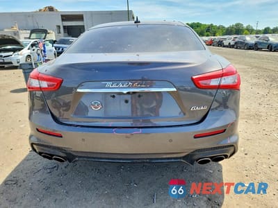 Zdjęcie 6 z 12 samochodu: 2019 MASERATI GHIBLI SPORT VIN:ZAM57XSS5K1339628 - miniatura