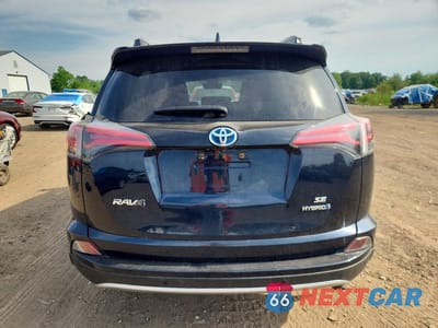 Zdjęcie 6 z 12 samochodu: 2018 TOYOTA RAV4 HV SE VIN:JTMJJREV0JD191035 - miniatura