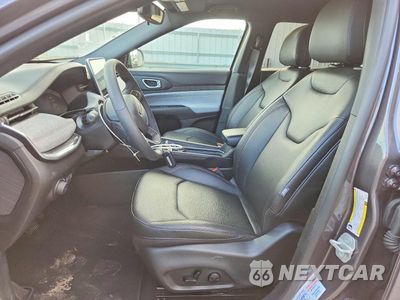Zdjęcie 7 z 13 samochodu: 2024 JEEP COMPASS LATITUDE LUX VIN:3C4NJDFN7RT145839 - miniatura