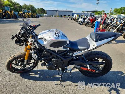 Trzecie zdjęcie samochodu z tyłu: 2020 YAMAHA YZF R3 VIN:MH3RH18Y4LK004692 - miniatura