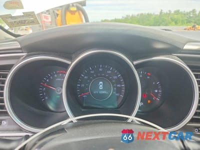 Zdjęcie 9 z 12 samochodu: 2014 KIA OPTIMA LX VIN:KNAGM4A73E5489443 - miniatura