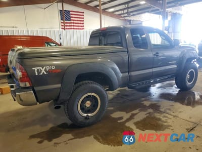 Trzecie zdjęcie samochodu z tyłu: 2011 TOYOTA TACOMA ACCESS CAB VIN:5TFUU4EN4BX012079 - miniatura