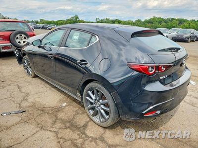 Drugie zdjęcie samochodu z przodu: 2024 MAZDA 3 PREFERRED VIN:JM1BPALMXR1714377 - miniatura