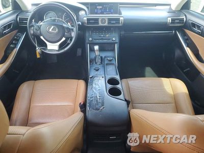 Zdjęcie 8 z 12 samochodu: 2016 LEXUS IS 200T VIN:JTHBA1D23G5008323 - miniatura