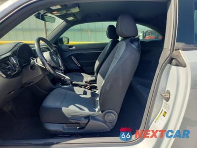 Zdjęcie 7 z 12 samochodu: 2017 VOLKSWAGEN BEETLE 1.8T VIN:3VWF17AT1HM616708 - miniatura