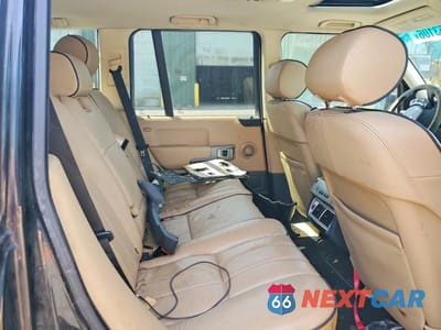 Zdjęcie 11 z 13 samochodu: 2006 LAND ROVER RANGE ROVER HSE VIN:SALME15426A210020 - miniatura