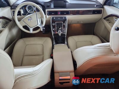 Zdjęcie 8 z 12 samochodu: 2013 VOLVO XC70 T6 VIN:YV4902BZ0D1163114 - miniatura
