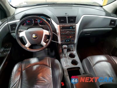 Zdjęcie 8 z 13 samochodu: 2011 CHEVROLET TRAVERSE LT VIN:1GNKRJED5BJ279031 - miniatura