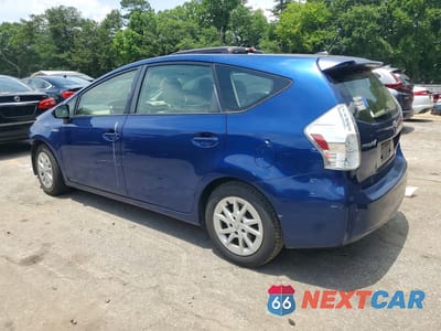 Drugie zdjęcie samochodu z przodu: 2013 TOYOTA PRIUS V THREE VIN:JTDZN3EU3D3289613 - miniatura