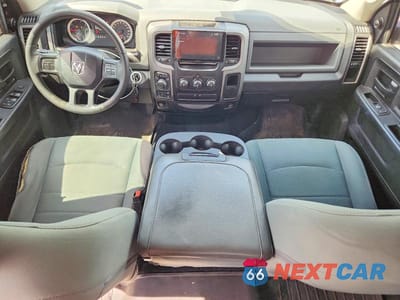 Zdjęcie 8 z 12 samochodu: 2017 RAM 1500 ST VIN:1C6RR7FG5HS580458 - miniatura