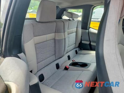 Zdjęcie 10 z 12 samochodu: 2015 BMW I3 BEV VIN:WBY1Z2C55FV287228 - miniatura