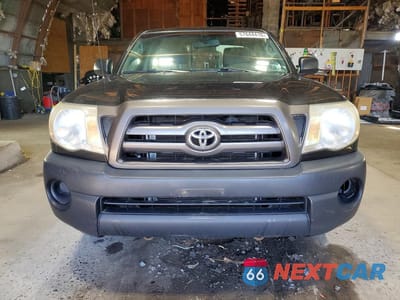 Piąte zdjęcie samochodu w środku: 2009 TOYOTA TACOMA BASE VIN:5TENX22NX9Z637299 - miniatura