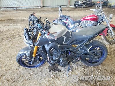 Trzecie zdjęcie samochodu z tyłu: 2015 YAMAHA FZ09 VIN:JYARN33E4FA008473 - miniatura