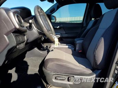 Zdjęcie 7 z 12 samochodu: 2020 TOYOTA TACOMA TRD SPORT VIN:3TMDZ5BN6LM093895 - miniatura