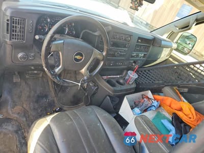 Zdjęcie 9 z 13 samochodu: 2018 CHEVROLET EXPRESS G3500 VIN:1GCZGGFG1J1269488 - miniatura