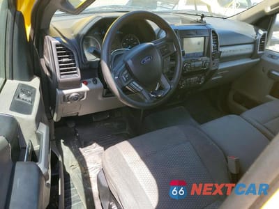 Zdjęcie 8 z 14 samochodu: 2020 FORD F550 SUPER DUTY VIN:1FDUF5GT5LDA06477 - miniatura