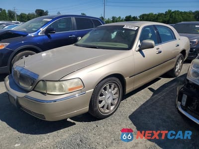 2006 LINCOLN TOWN CAR SIGNATURE LIMITED 1LNHM82W36Y620578 - główne zdjęcie licytacji z USA - miniatura