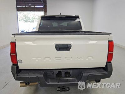 Zdjęcie 6 z 12 samochodu: 2024 TOYOTA TACOMA SR VIN:3TYKD5HN9RT009661 - miniatura