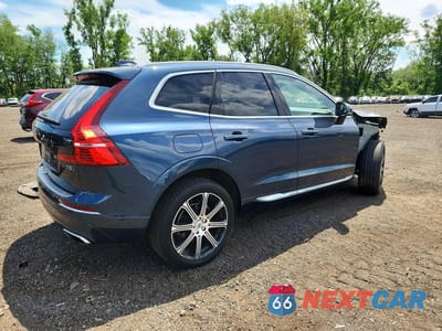 Trzecie zdjęcie samochodu z tyłu: 2021 VOLVO XC60 T5 INSCRIPTION VIN:YV4102RLXM1881851 - miniatura