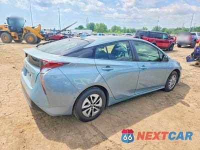 Trzecie zdjęcie samochodu z tyłu: 2018 TOYOTA PRIUS TWO VIN:JTDKBRFU4J3584064 - miniatura