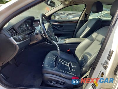 Zdjęcie 7 z 12 samochodu: 2016 BMW 528 XI VIN:WBA5A7C52GG149947 - miniatura