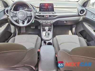 Zdjęcie 8 z 13 samochodu: 2023 KIA FORTE LXS VIN:3KPF24AD1PE589042 - miniatura