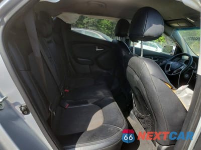Zdjęcie 11 z 13 samochodu: 2013 HYUNDAI TUCSON GLS VIN:KM8JUCAC7DU621667 - miniatura