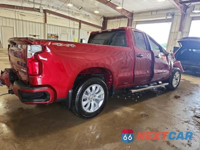 Trzecie zdjęcie samochodu z tyłu: 2020 CHEVROLET SILVERADO K1500 CUSTOM VIN:1GCRYBEF7LZ322658 - miniatura