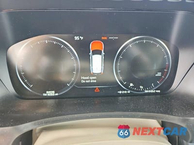 Zdjęcie 9 z 13 samochodu: 2020 VOLVO XC90 T6 MOMENTUM VIN:YV4A22PK5L1542238 - miniatura
