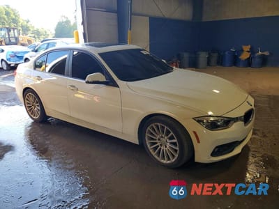 Czwarte zdjęcie samochodu z boku: 2018 BMW 320 XI VIN:WBA8E5G52JNU46946 - miniatura
