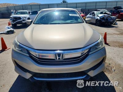 Piąte zdjęcie samochodu w środku: 2017 HONDA ACCORD LX VIN:1HGCR2F31HA184775 - miniatura