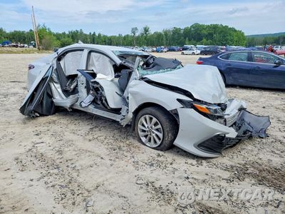 Czwarte zdjęcie samochodu z boku: 2023 TOYOTA CAMRY LE VIN:4T1C11BK9PU098068 - miniatura