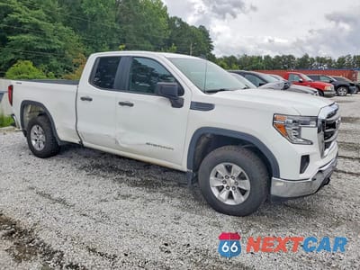 Czwarte zdjęcie samochodu z boku: 2022 GMC SIERRA LIMITED K1500 VIN:1GTR9AEK5NZ207113 - miniatura